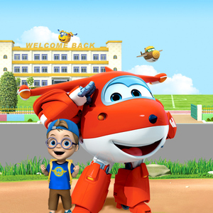 美女换衣裸体❌扒开腿视频
