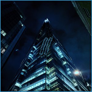 美女换衣裸体❌扒开腿视频
