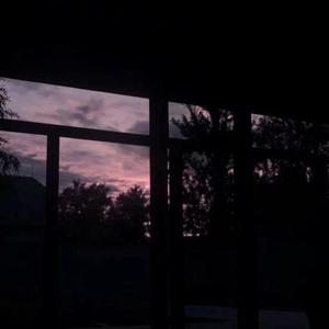 美女换衣裸体❌扒开腿视频
